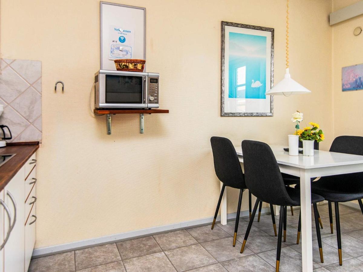 4 Person Holiday Home In R M Sonderby  Экстерьер фото