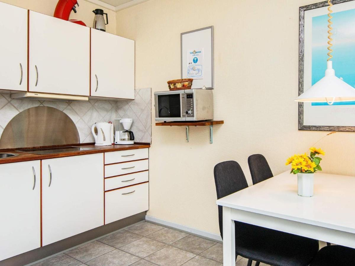 4 Person Holiday Home In R M Sonderby  Экстерьер фото